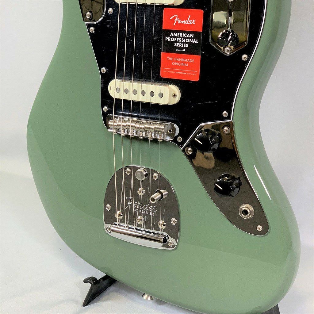 FenderAmericanProfessionalJaguar®AntiqueOliveMapleFingerboardフェンダーアメリカンプロフェッショナルジャガーアンティークオリーブ