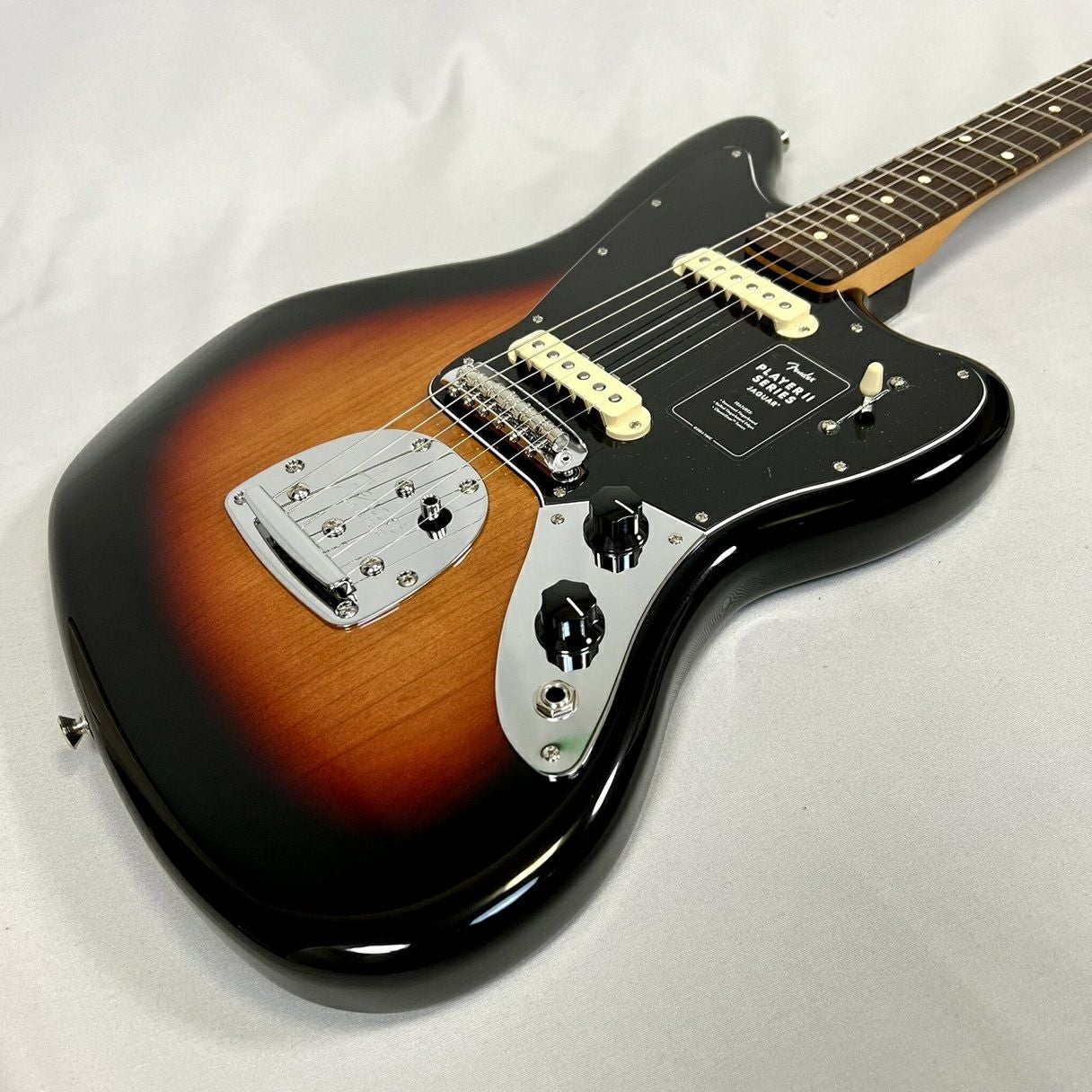 Fender Player II Jaguar 3 Color Sunburstフェンダー プレイヤー2