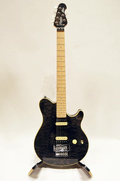 Sterling by MUSICMAN / AXIS AX40 | JEUGIA