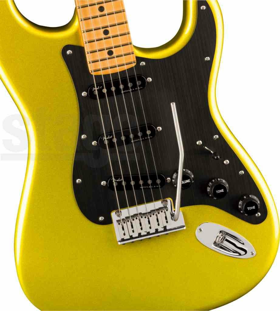 FenderAmericanUltraIIStratocaster®,MapleFingerboard,SolarFlare