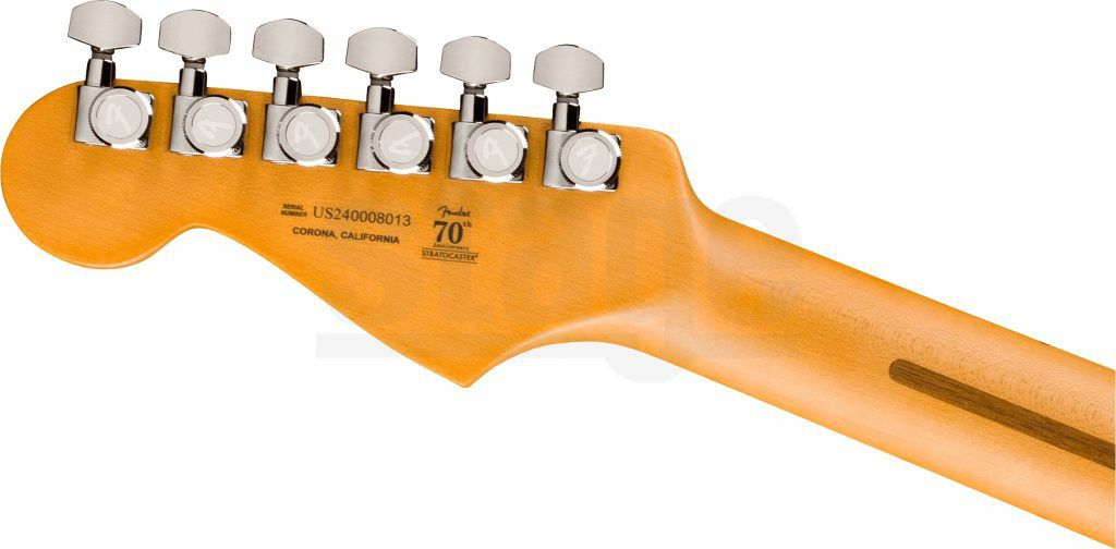 FenderAmericanUltraIIStratocaster®,MapleFingerboard,SolarFlare