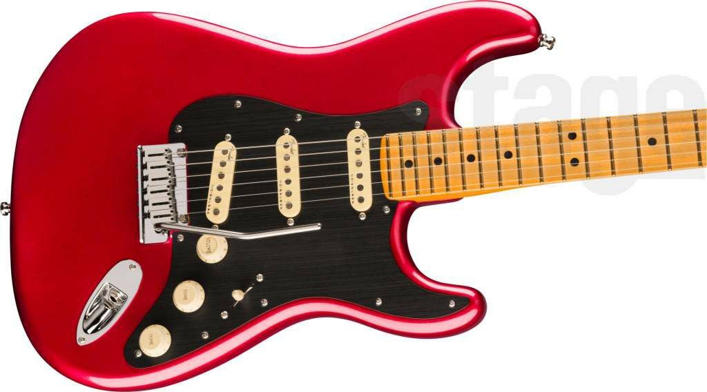 FenderAmericanUltraIIStratocaster#174;,MapleFingerboard,SinisterRed