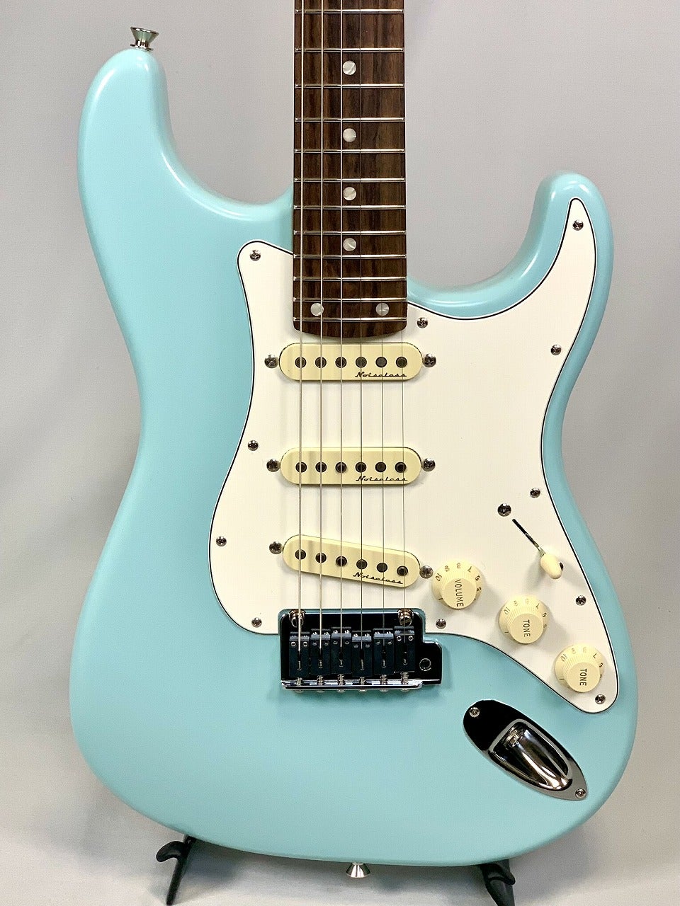 FenderReiStratocaster®R246,RosewoodFingerboard,ReiBlu