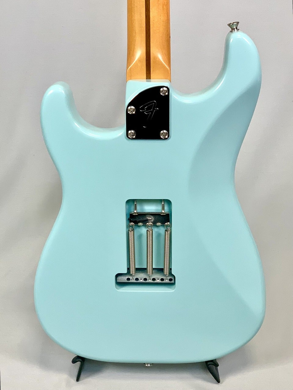 FenderReiStratocaster®R246,RosewoodFingerboard,ReiBlu