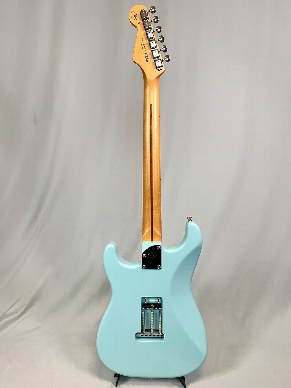 FenderReiStratocaster®R246,RosewoodFingerboard,ReiBlu