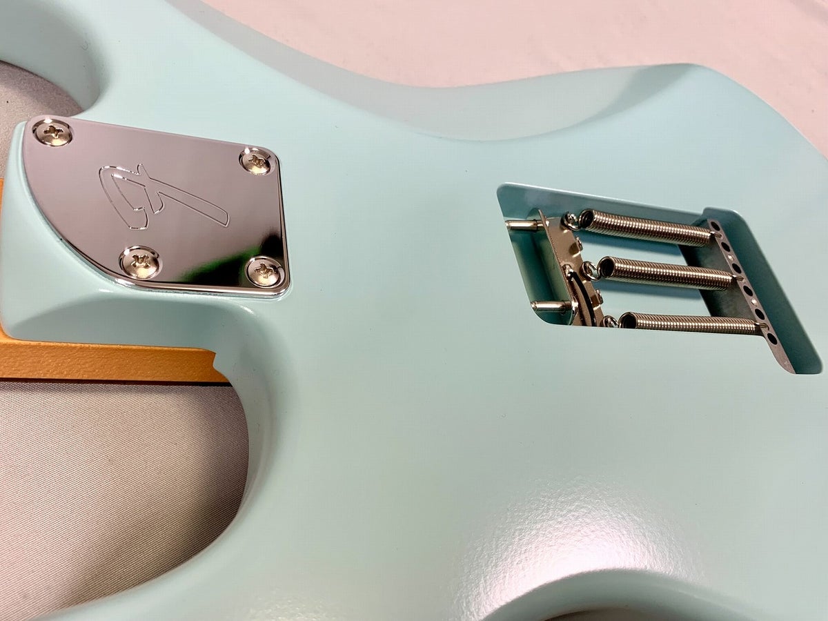 FenderReiStratocaster®R246,RosewoodFingerboard,ReiBlu