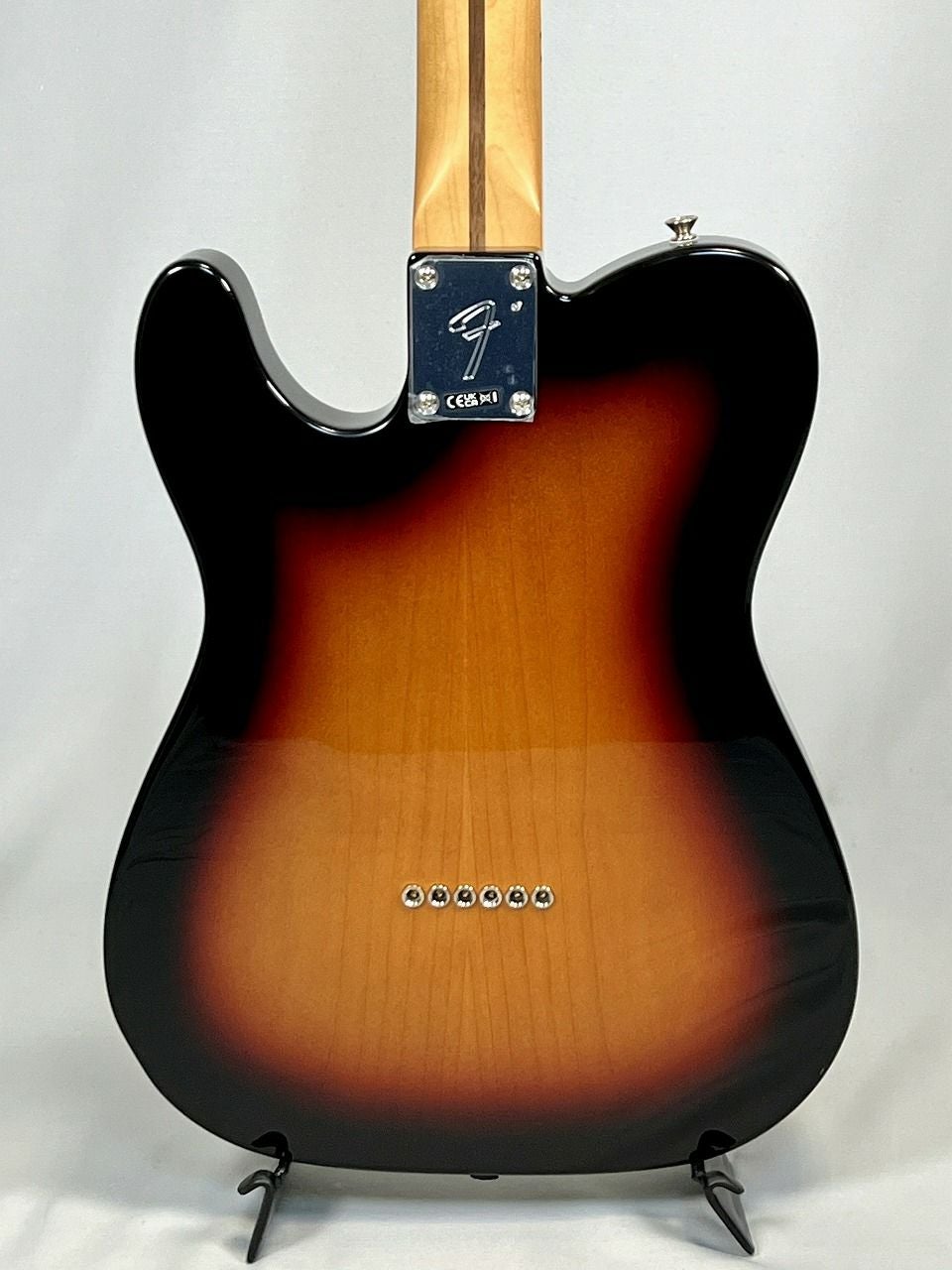 FenderPlayerIITelecaster®,MapleFingerboard,3-ColorSunburstボディ裏