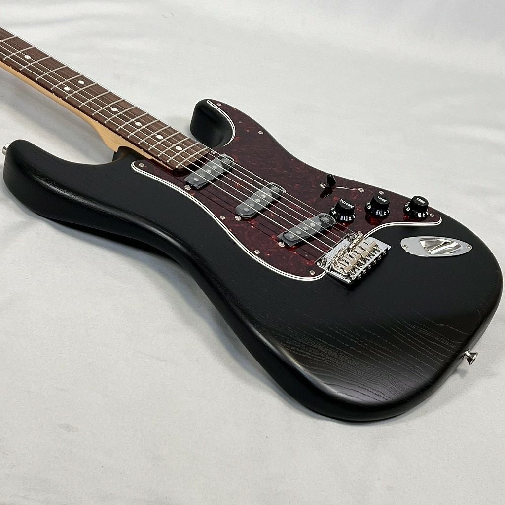 Fender Made in Japan Limited Stratocaster®, Raw Ash Black