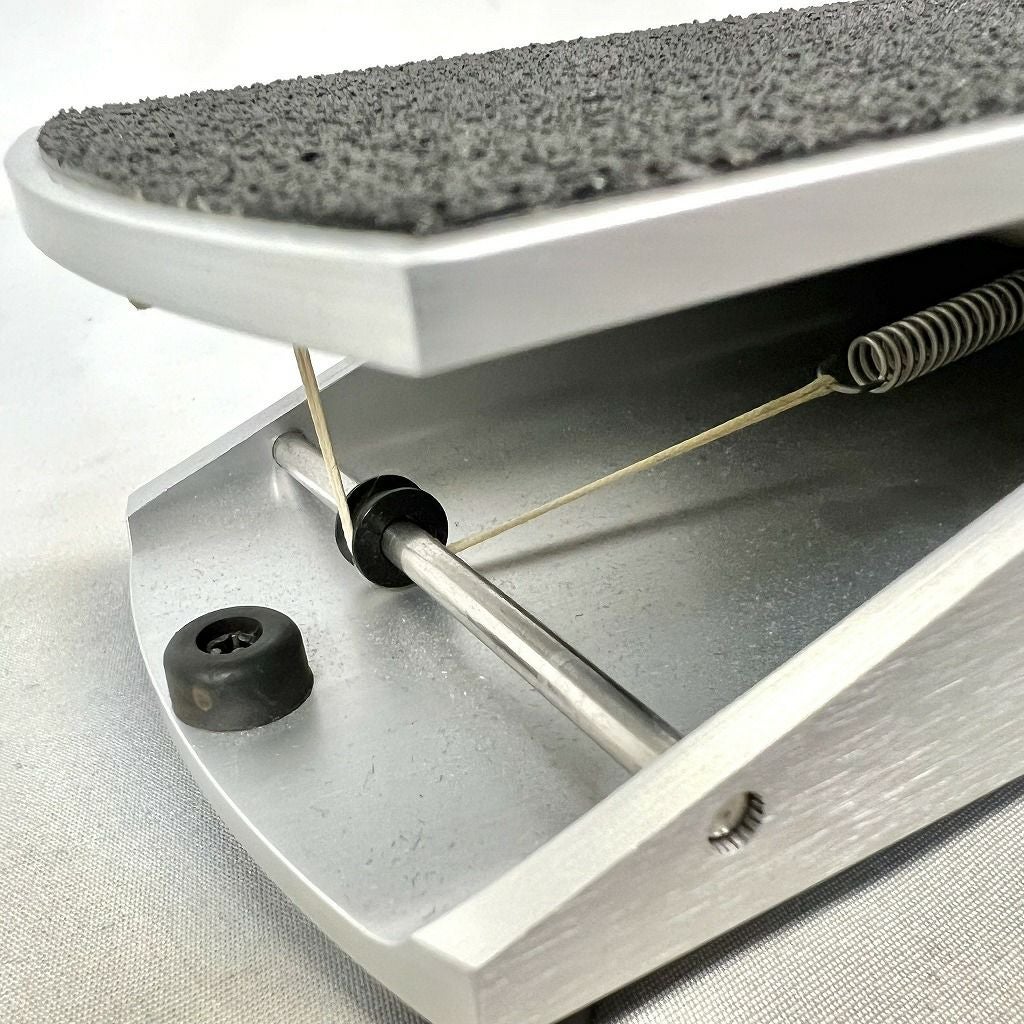 ERNIEBALL Volume Pedal Jr. 250K (for Passive Electronics) P06180【店頭展示特価】