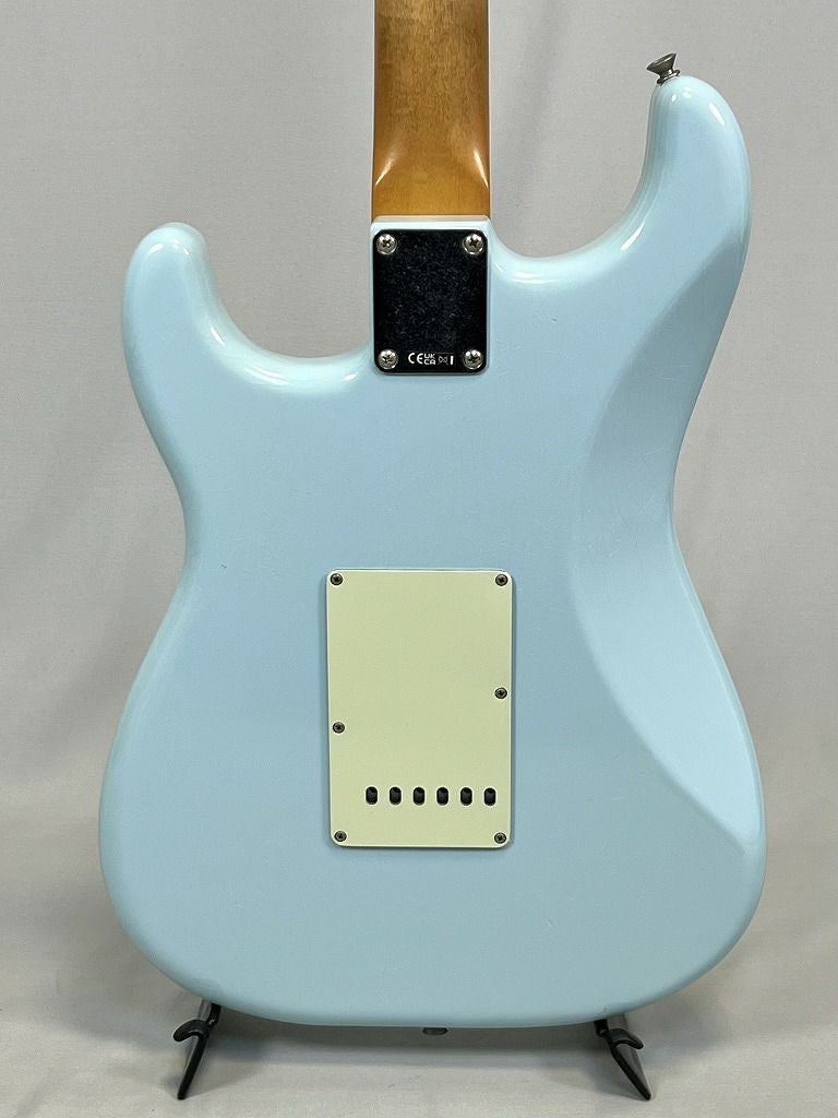 Fender Limited Edition Vintera® II Road Worn® '60s Stratocaster®, Rosewood Fingerboard, Sonic Blue ボディ背面