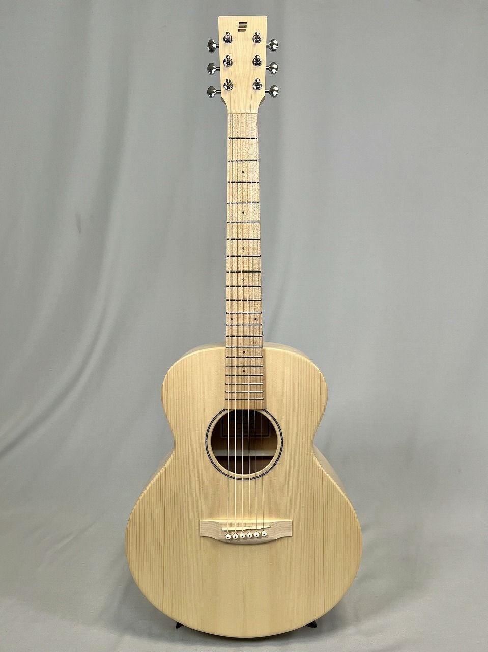 NAGI GUITARS shiro mini