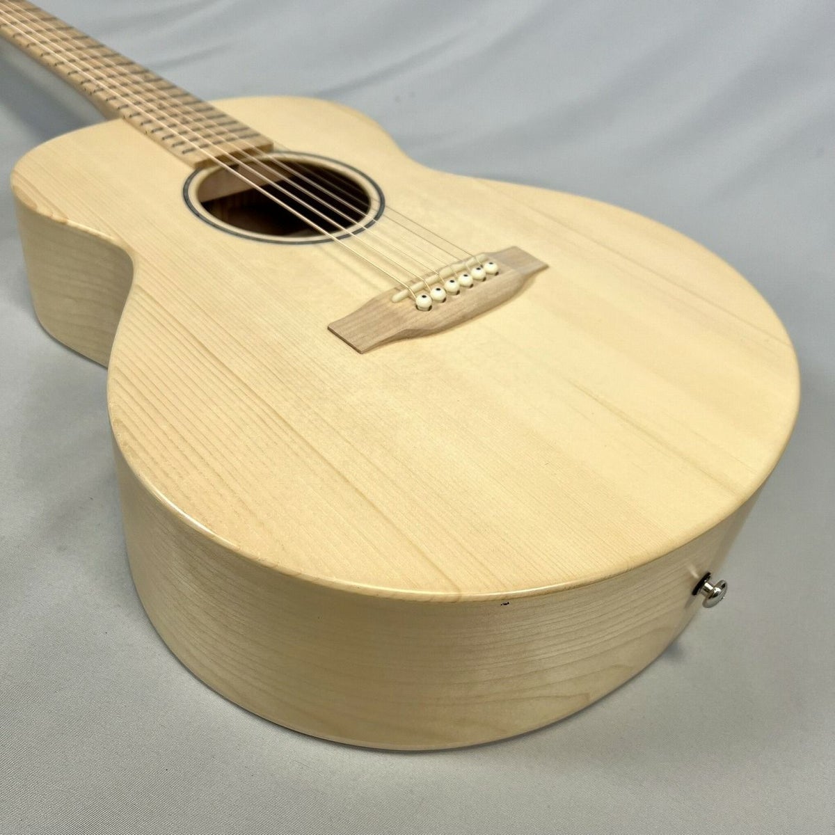 NAGI GUITARS shiro mini