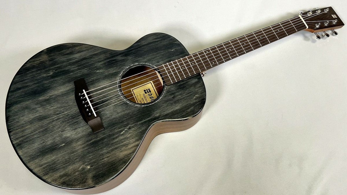 NAGI GUITARS kuro mini