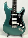 FenderAmericanProfessionalClassicStratocaster®HSS,RosewoodFingerboard,FadedSherwoodGreenMetallicボディ表