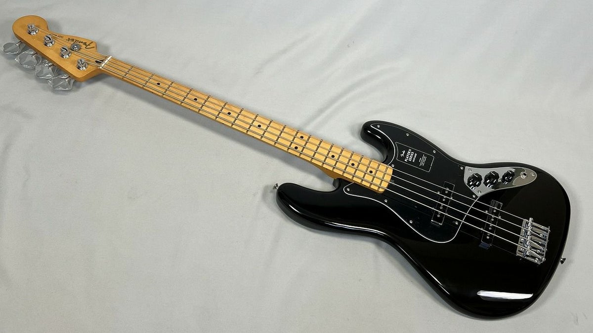 Fender Player II Jazz Bass®, Maple Fingerboard, Black