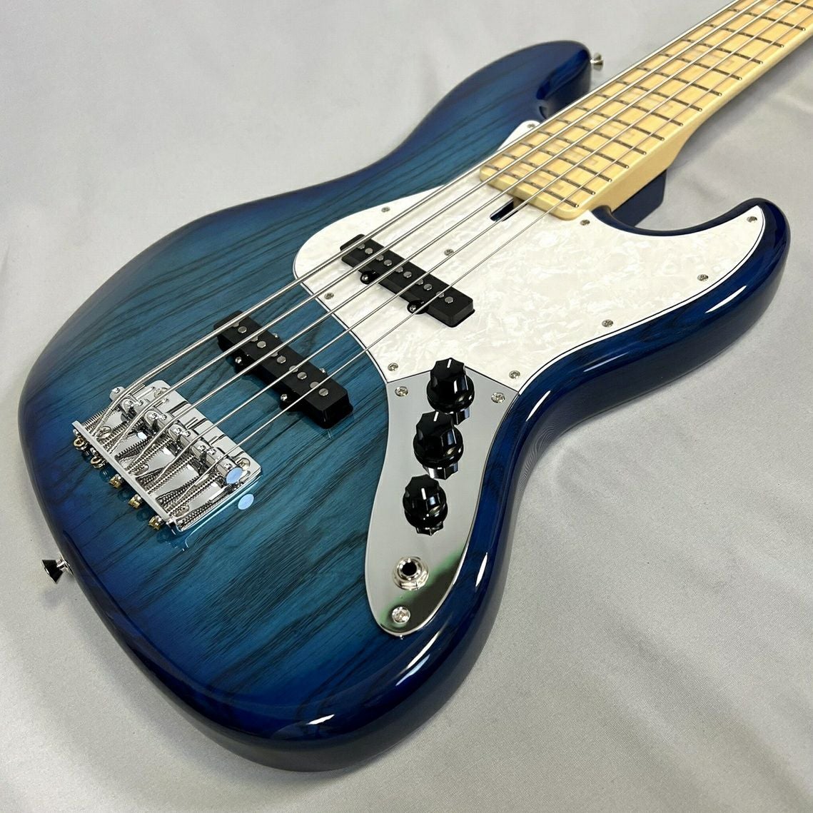 Fender MADE IN JAPAN TRADITIONAL 60S JAZZ BASS® Lake Placid
