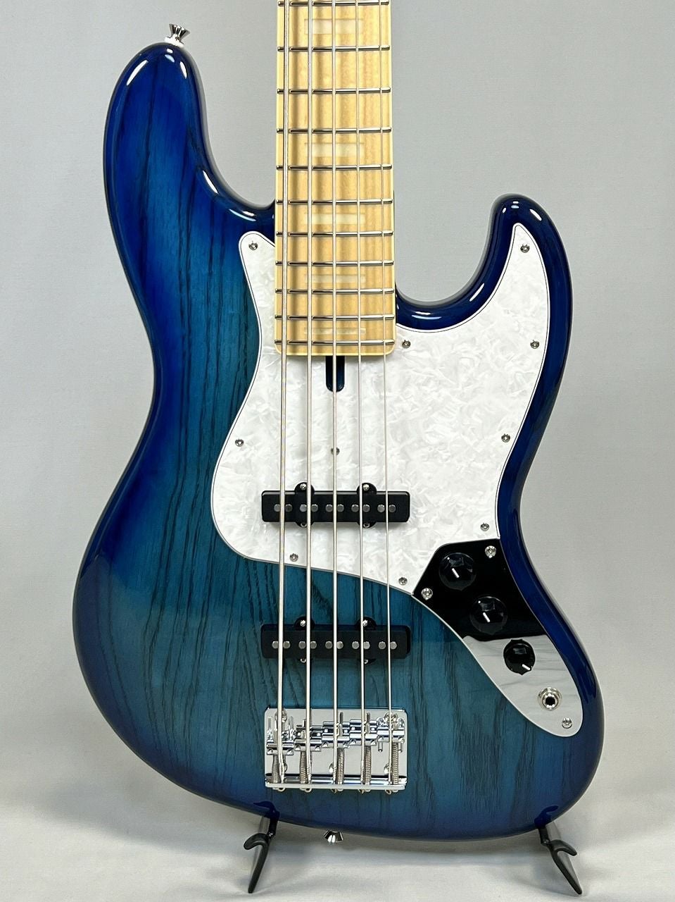 FGN NJB100MBAHV-SBBボディ表