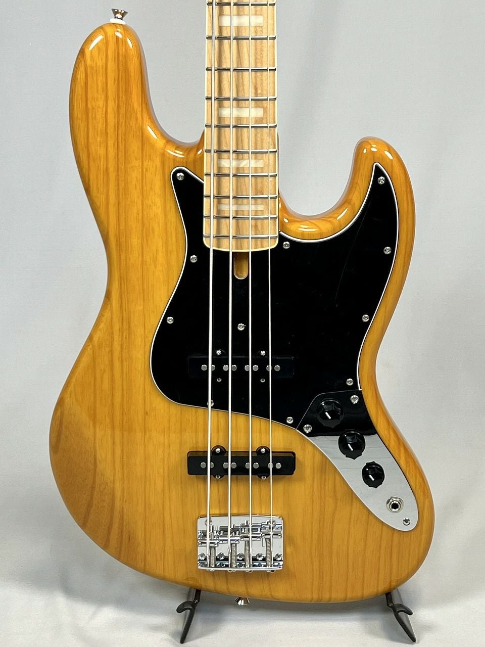 FGN NJB100MBAH-VNTボディ表