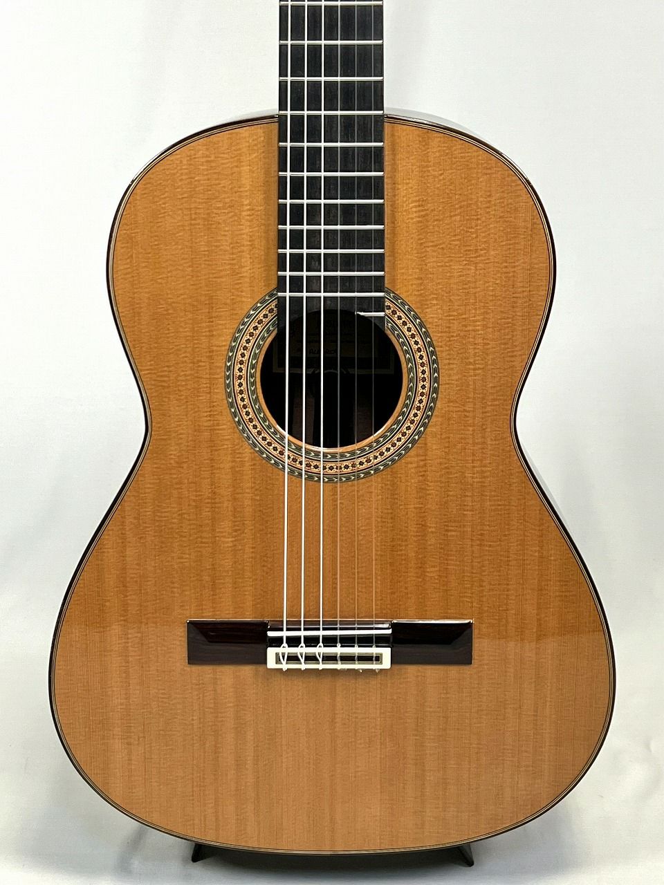 EsteveALEGRIACdrボディ表