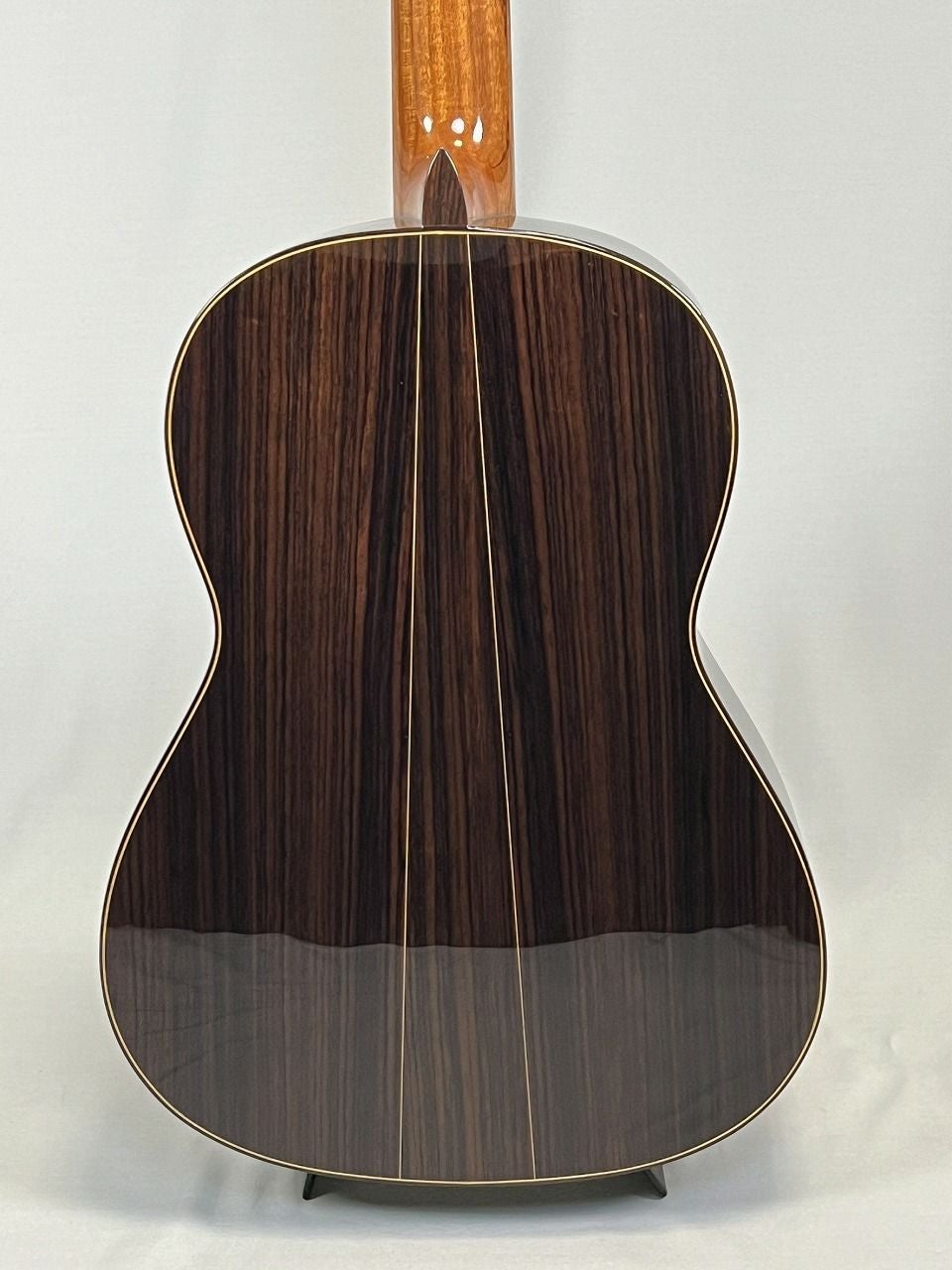 EsteveALEGRIACdrボディ裏