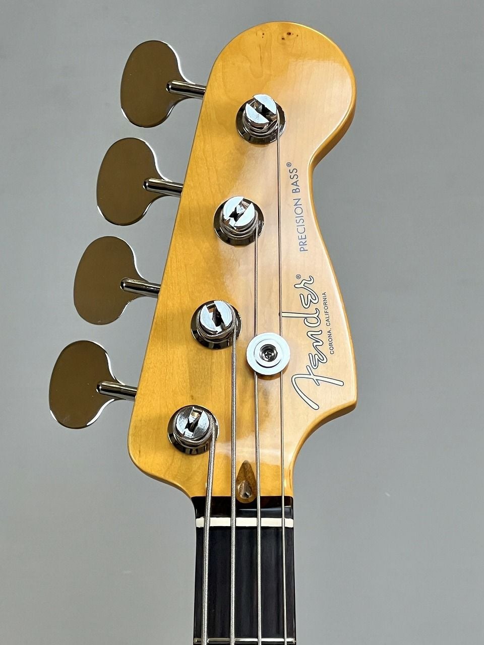 Fender American Professional Classic Precision Bass®, Rosewood Fingerboard, 3-Color Sunburstヘッド表