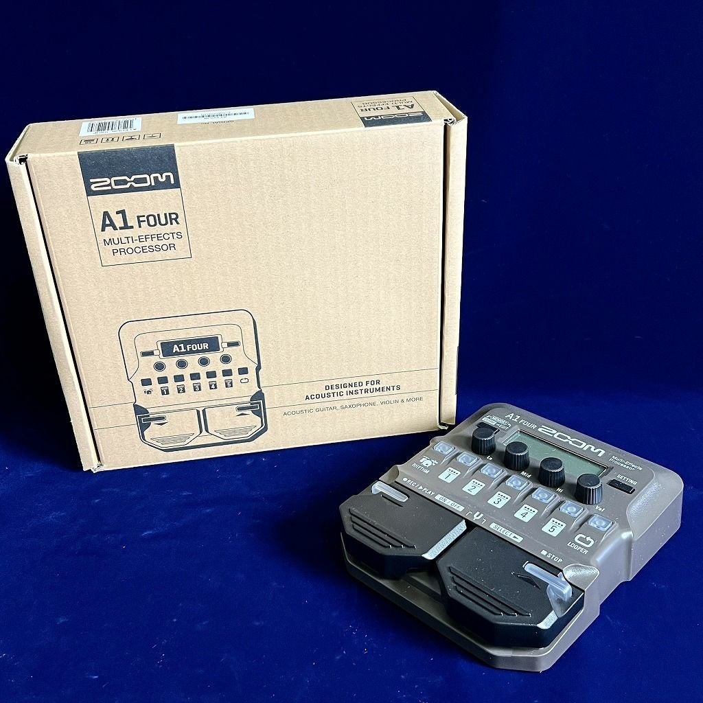 ZOOM / B1 FOUR ベース・マルチエフェクツ・プロセッサー※こちらの商品
