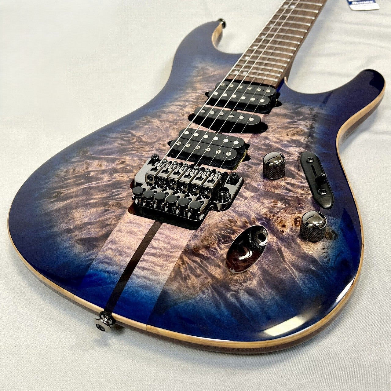 Ibanez | JEUGIA